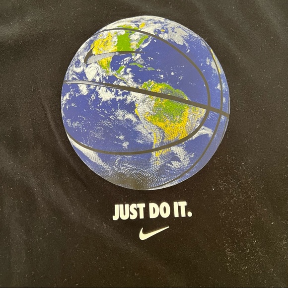 Nike Classic Tee - Picture 2 of 3